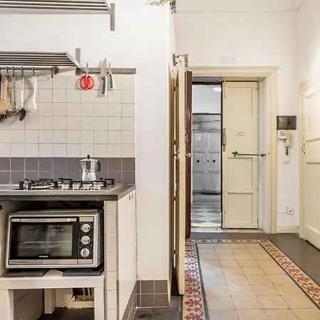 Urban Elegance By Sant'agata: A Gem * Катания